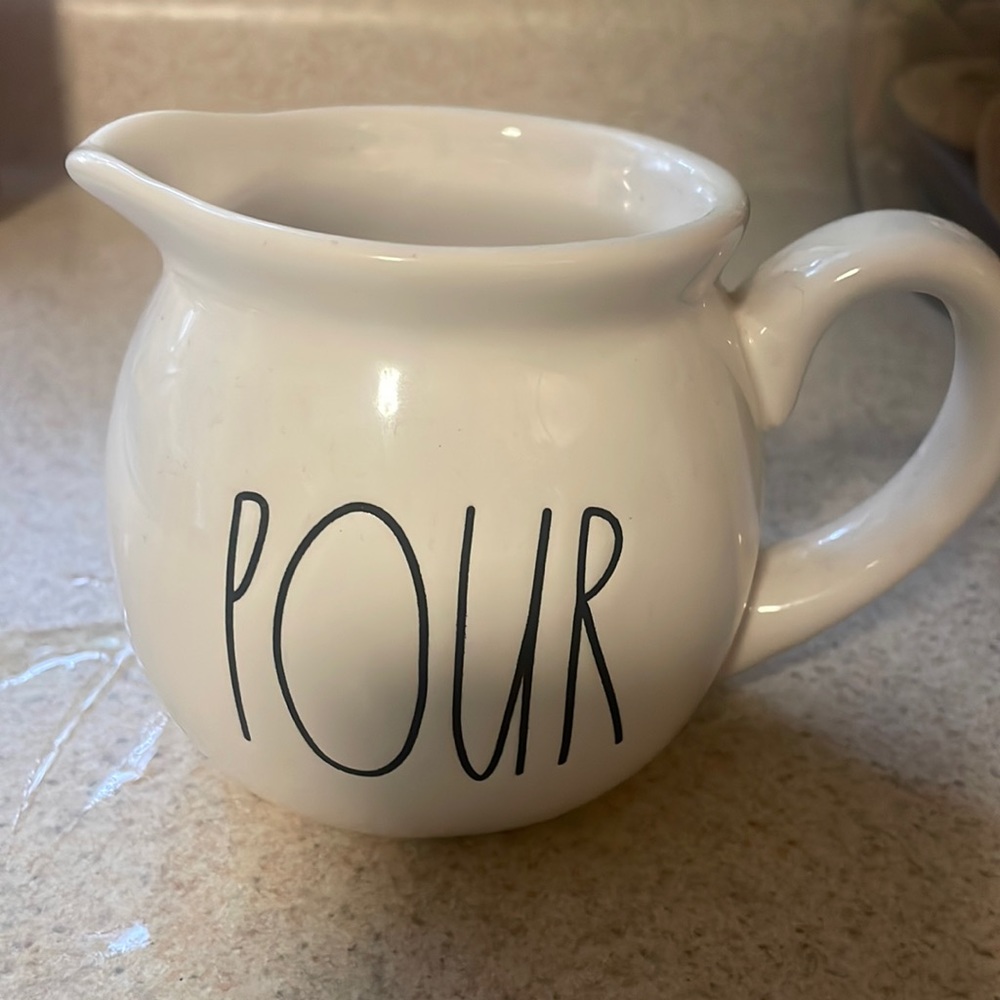 Rae dunn pour creamer